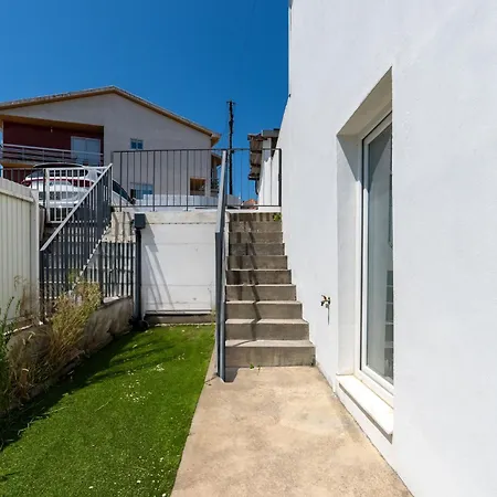 Getaway - Stadium & Parking Holiday home *